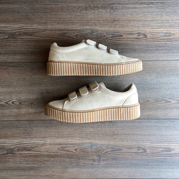 sold // urban outfitters platform fashion sneaker - Picture 11 of 12